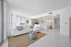2600 E Hallandale Beach Blvd T2501, Hallandale Beach, FL 33009, Sold 02/10/25