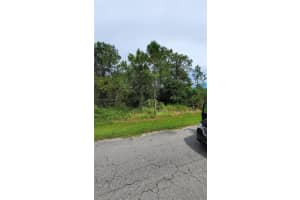5408 Sw San Juan Dr Sebring, FL 33872 Sold 04/10/25