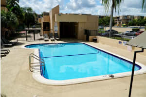 10400 SW 108th Ave APT A212, Miami, FL 33176, Sold 06/24/25