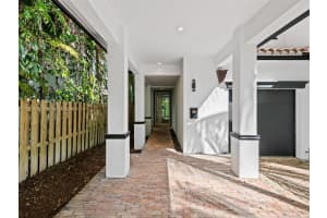 122 NE 16th Terrace #122, Fort Lauderdale, FL 33301, Sold 11/27/24