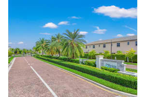 1522 SE 26th Ter, Homestead, FL 33035, Sold 11/27/24