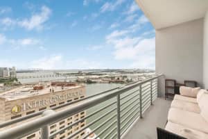 335 S Biscayne Blvd Lph-02, Miami