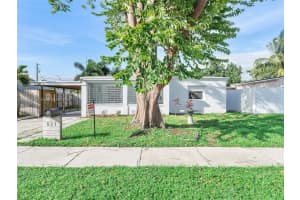 821 SW 25th St, Fort Lauderdale, FL 33315, Sold 04/11/25