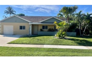 1272 Wyndcliff Dr, Wellington, FL 33414, Sold 12/18/24