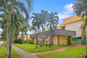 606 W 81st St APT 107, Hialeah, FL 33014, Sold 12/03/24
