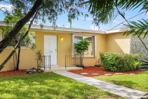 2740 SW 92nd Ave, Miami, FL 33165, Sold 12/05/24
