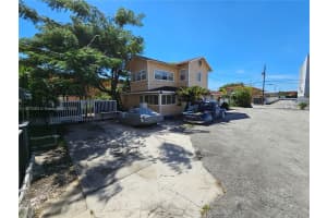 229 SW 17th Ct, Miami, FL 33135, - MLS#A11672263