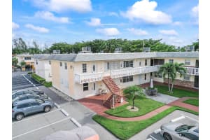 1455 N 12th Ct APT 1A, Hollywood, FL 33019, Sold 11/13/24