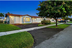 2211 SW 98th Pl, Miami, FL 33165, Sold 12/16/24