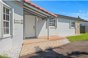 2211 SW 98th Pl, Miami, FL 33165, Sold 12/16/24