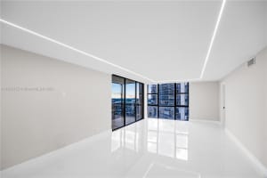 20379 W Country Club Dr APT 2439, Aventura, FL 33180, Sold 01/15/25