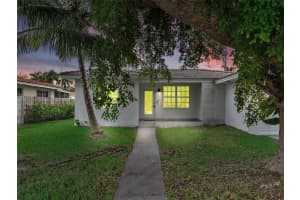 Casa Miami playa, 7516 Mutiny Ave, North Bay Village, FL 33141, Sold 03/07/25