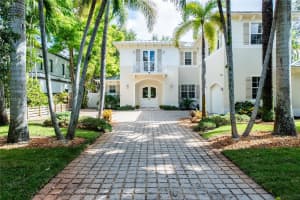 7637 SW 59th Ct, South Miami, FL 33143, Sold 01/21/25