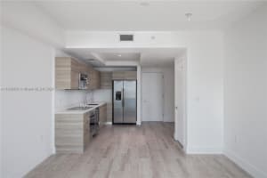 121 NE 34th St #2806A, Miami, FL 33137, Sold 09/04/25
