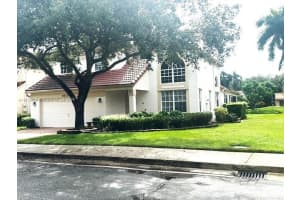 9430 Oak Grove Cir, Davie, FL 33328, Sold 01/23/25