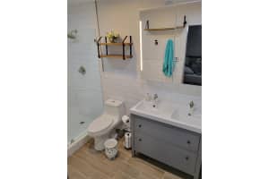 2621 W 72nd St, Hialeah, FL 33016, Sold 01/06/25