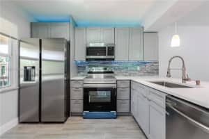 1208 Bahama Bend APT B2, Coconut Creek, FL 33066, - MLS#A11672753