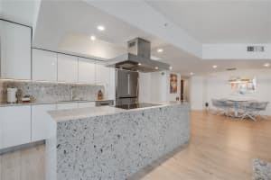 21205 Yacht Club Dr #2703, Aventura, FL 33180, Sold 04/25/25