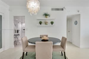 3901 S Ocean Dr APT 6M, Hollywood, FL 33019, Sold 12/06/24