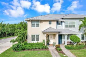4920 Eucalyptus Dr Unit 4, Hollywood, FL 33021, Sold 04/25/25