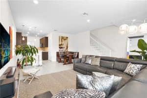 4920 Eucalyptus Dr Unit 4, Hollywood, FL 33021, Sold 04/25/25
