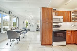 9140 Keating Dr, Palm Beach Gardens, FL 33410, Sold 12/20/24