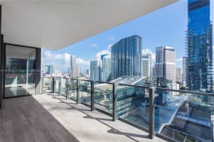 88 Sw 7th St 2101, Miami