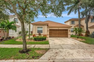 1617 Winterberry Ln, Weston, FL 33327, Sold 03/21/25