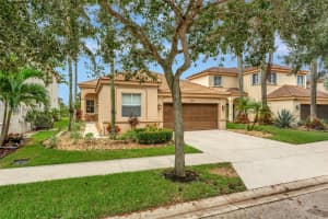 1617 Winterberry Ln, Weston, FL 33327, Sold 03/21/25