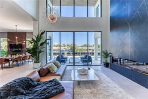 2817 Ne 35th St, Fort Lauderdale