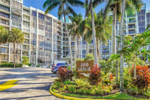 200 Leslie Dr APT 604, Hallandale Beach, FL 33009, Sold 04/11/25