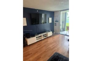 4580 Nw 107th Ave 104-13, Doral