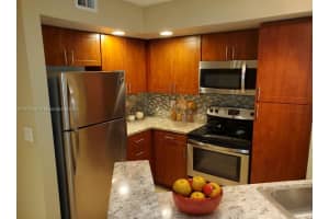 595 Vista Isles Dr APT 1914, Plantation, FL 33325, Sold 12/12/24
