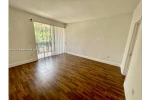 9173 Fontainebleau Blvd APT 3, Miami, FL 33172, - MLS#A11673577