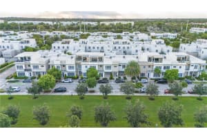 6422 NW 104th Path #6422, Medley, FL 33178, Sold 02/14/25