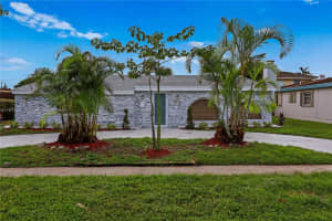 6510 Scott St, Hollywood, FL 33024, Sold 01/22/25