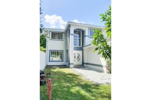 1230 SW 88th Way, Pembroke Pines, FL 33025, Sold 01/02/25