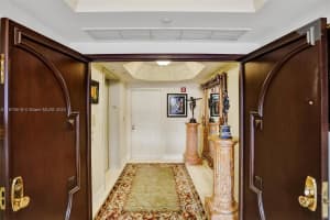 2600 Island Blvd APT 2004, Aventura, FL 33160, Sold 11/27/24