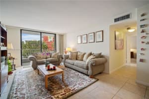 200 SE 15th Rd APT 5K, Miami, FL 33129, Sold 12/16/24