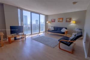 290 174th St APT 1615, Sunny Isles Beach, FL 33160, Sold 01/31/25