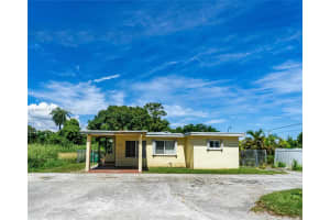 10235 SW 177th St, Miami, FL 33157, Sold 01/09/25
