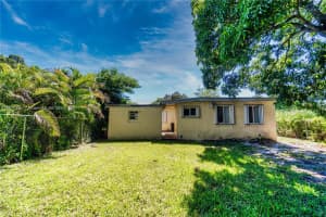 10235 SW 177th St, Miami, FL 33157, Sold 01/09/25