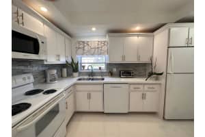 3181 S Ocean Dr APT 501, Hallandale Beach, FL 33009, Sold 06/27/25