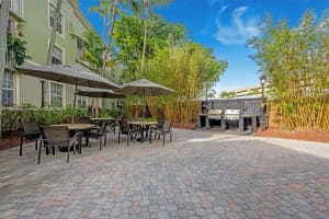 1900 Van Buren St APT 106B, Hollywood, FL 33020, - MLS#A11673877