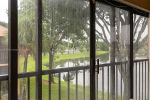 8230 NW 191st St # 26-H, Hialeah, FL 33015, Sold 11/25/24