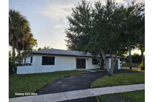 4760 NW 8th Dr, Plantation, FL 33317, Sold 02/18/25