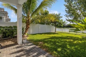 4542 NW 48th Terrace, Tamarac, FL 33319, Sold 12/10/24