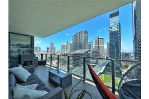 88 SW 7th St Apt 1801, Miami, FL 33130, Sold 12/16/24