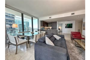 88 SW 7th St Apt 1801, Miami, FL 33130, Sold 12/16/24