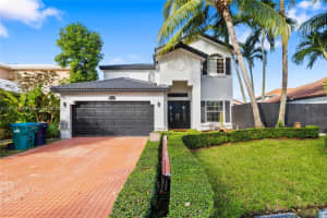 9060 Sw 168th Ave, Miami